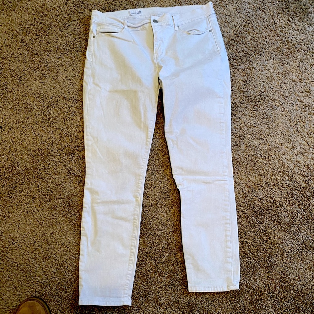 White Legging Jeans